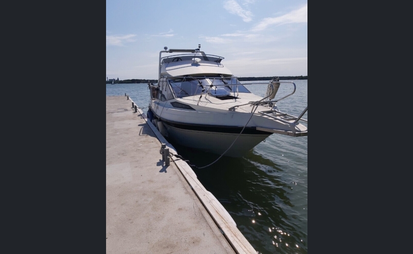 Finnsport 8500 Flybridge-kuva-1